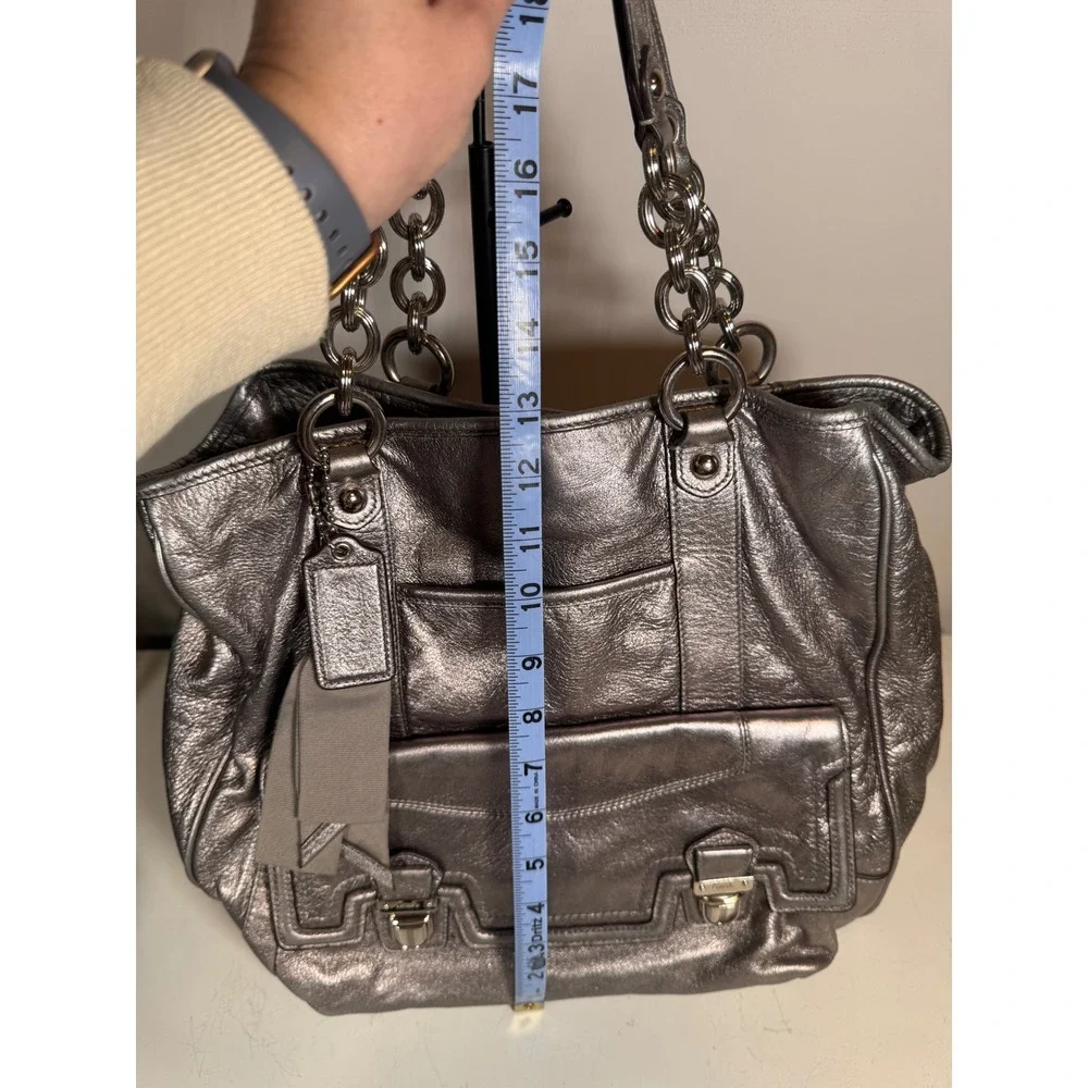 Coach Poppy Camelia Pushlock Metallic Silver Leather Shoulder Bag Tote 17924